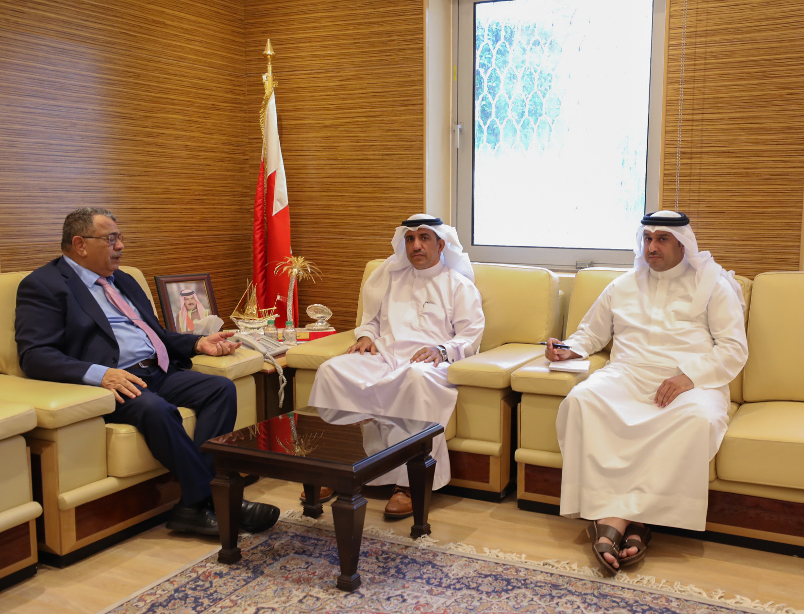 نائب رئيس المجلس الأعلى للقضاء يستقبل جمعية المحامين البحرينية | وكالة